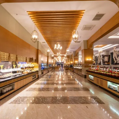 J'adore Deluxe & Ultra Hotell