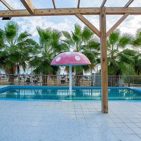 J'adore Deluxe & Ultra Otel 5*