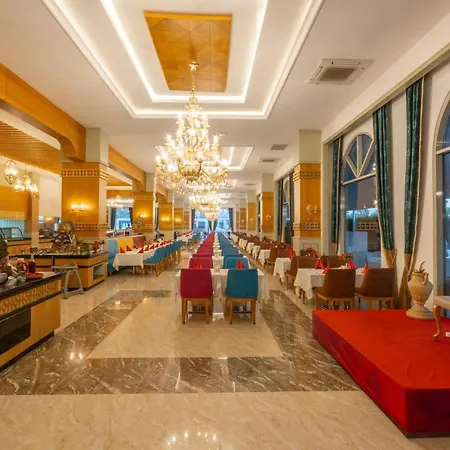 J'adore Deluxe & Ultra Otel 5*