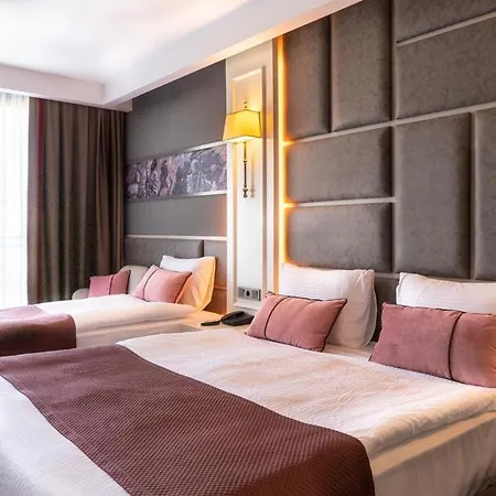 J'adore Deluxe & Ultra Otel
